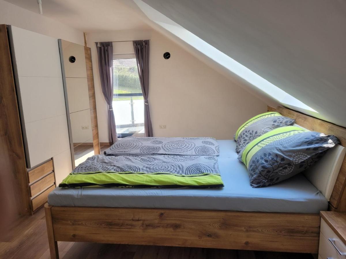 Ferienwohnung Schertel - Dorsbrunn Pleinfeld Esterno foto